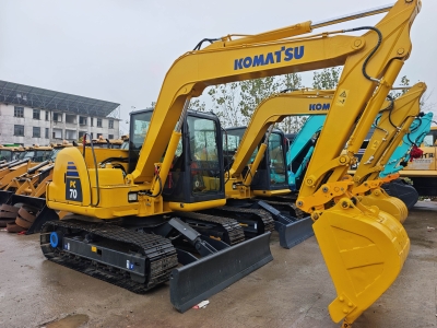 Продается б/у Komatsu 70