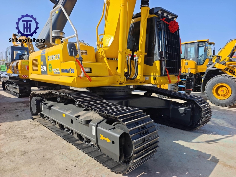 Excavadora Komatsu PC360 usado en venta 