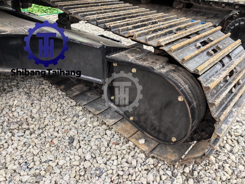 Used Hitachi ZX210 Excavator
