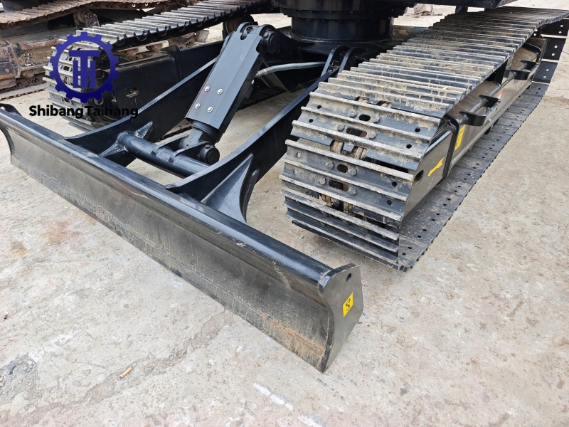 للبيع حفار ساني 95 مستعمل