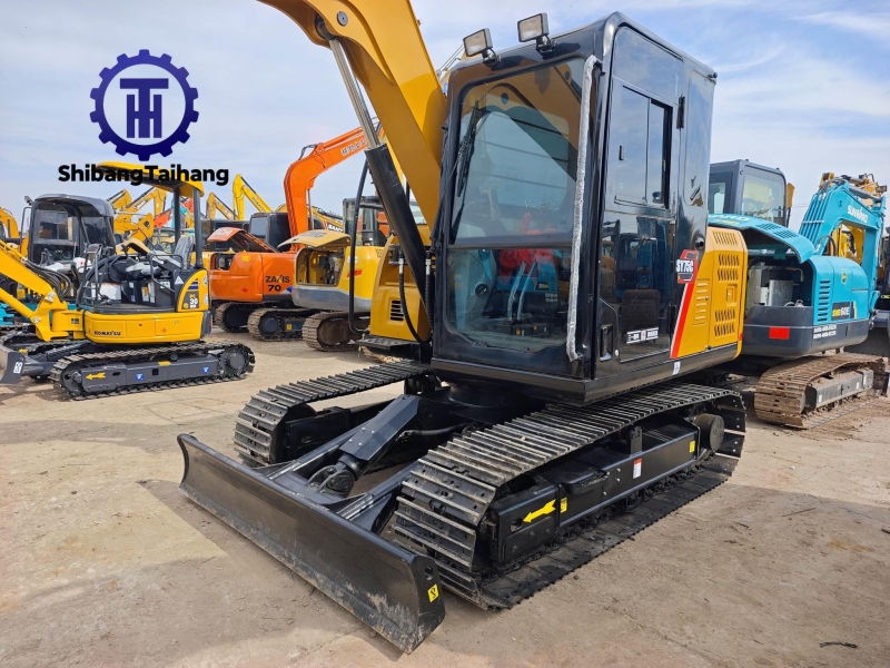 Excavadora SANY 75 Usada en venta 