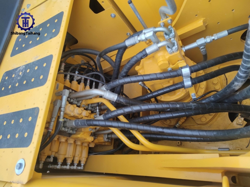 Excavadora Komatsu PC240 usado en venta