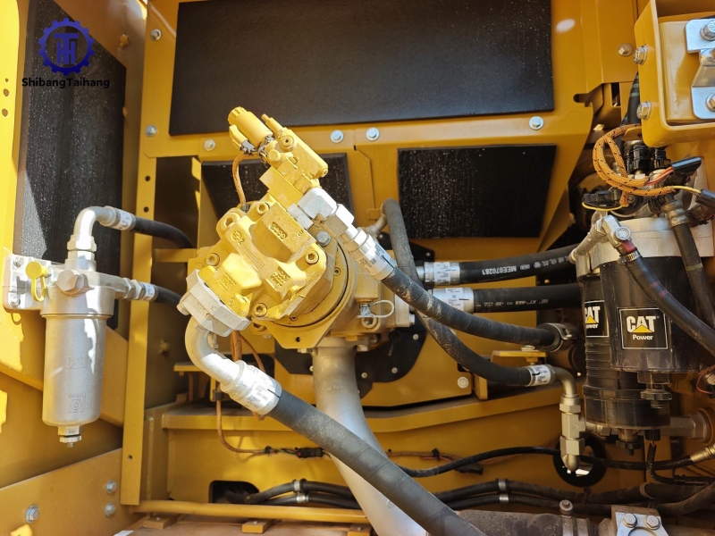 Excavadora Caterpillar 336GC Usada en venta 