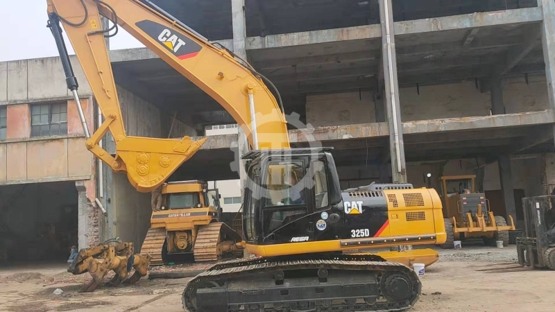 Used Caterpillar 325 for Sale