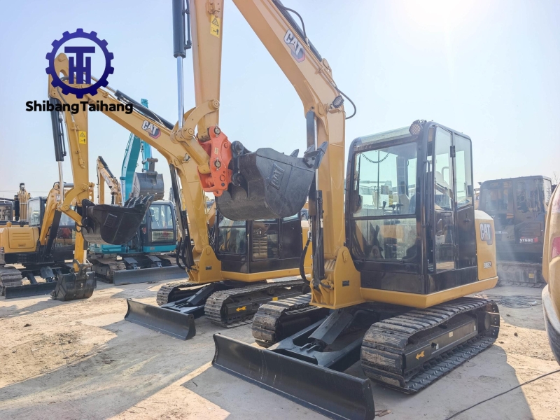 Продается б/у Caterpillar 306