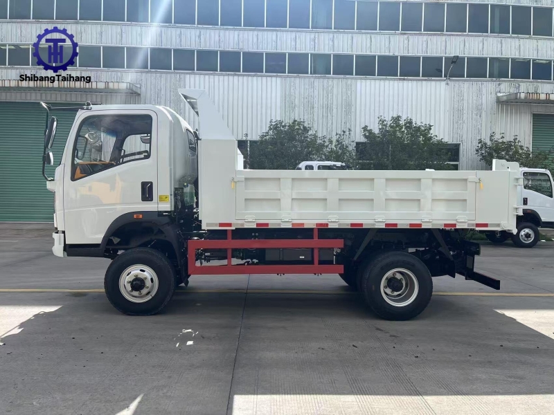 Benne 4x4 HOVO d'occasion en vente