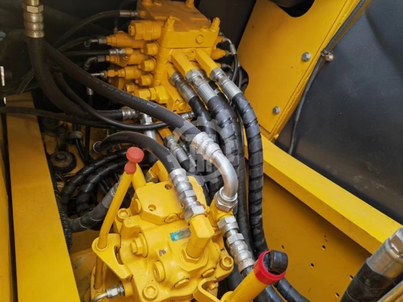 Used Komatsu PC160 for sale 2