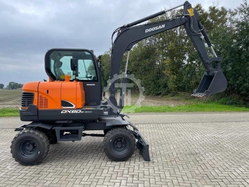 Used Doosan DX60W for Sale