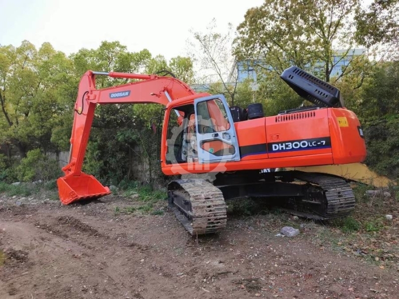 Used Doosan DH300 for sale