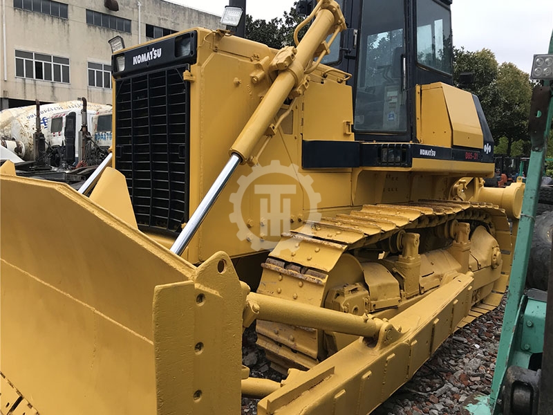Used KOMATSU D85 for Sale