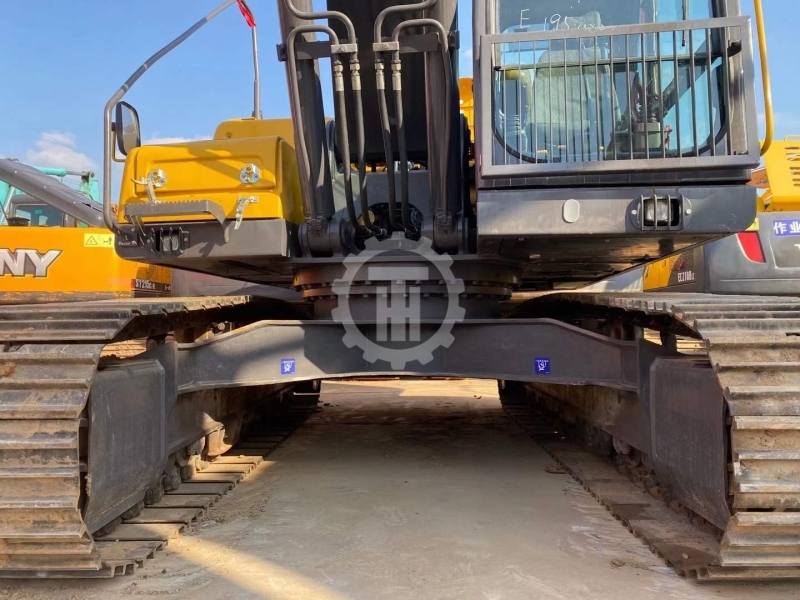 Used Volvo EC200D for sale