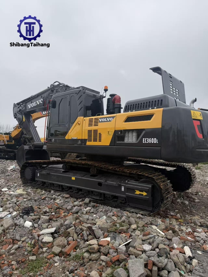 Excavadora Volvo EC360 usada en venta