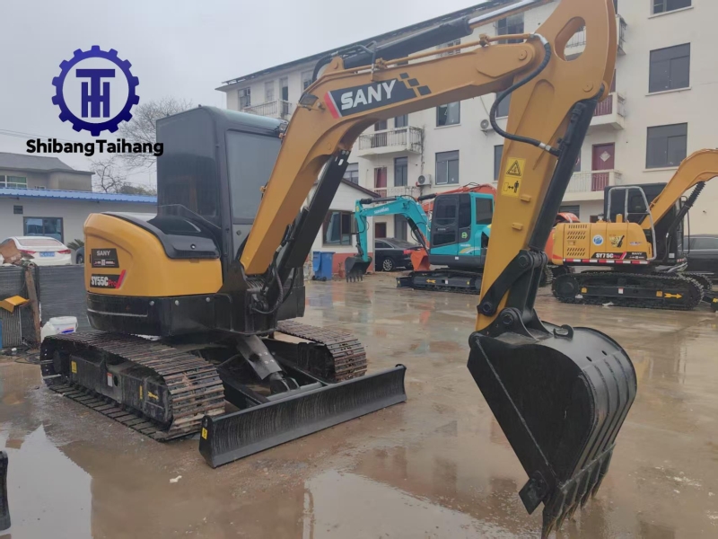 Excavadora SANY 55U Usada en venta