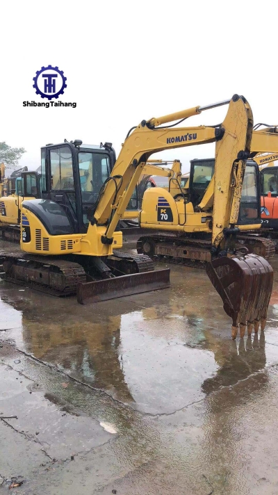 Продается б/у Komatsu 55