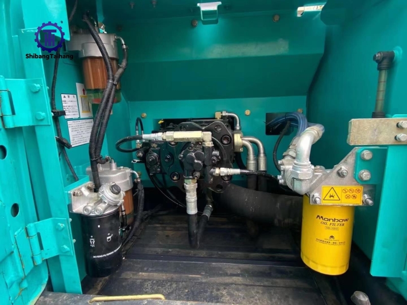 Kobelco 200 d'occasion à vendre 