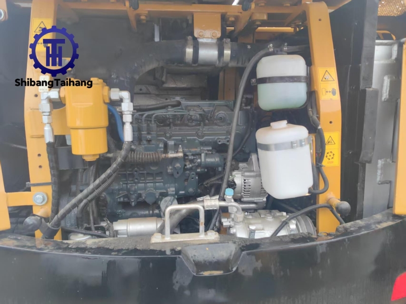 Excavadora SANY 55U Usada en venta