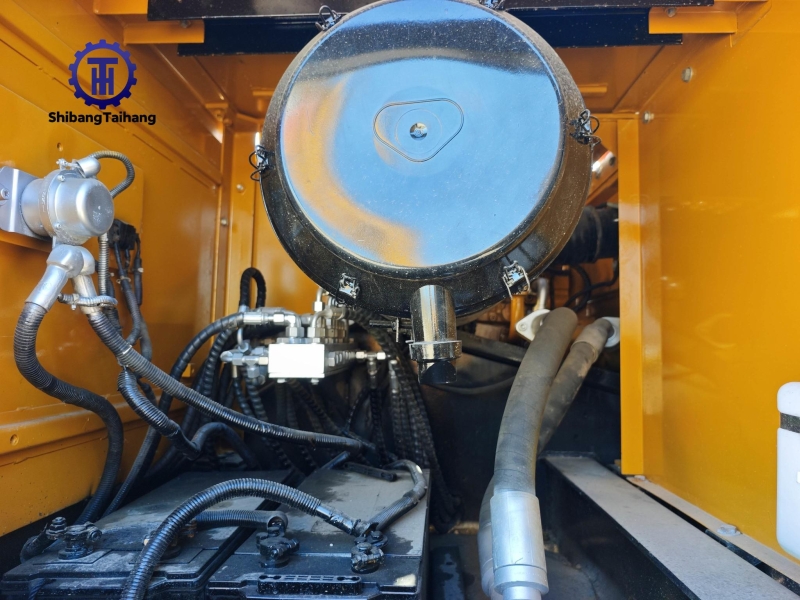 Продается б/у SANY 365.