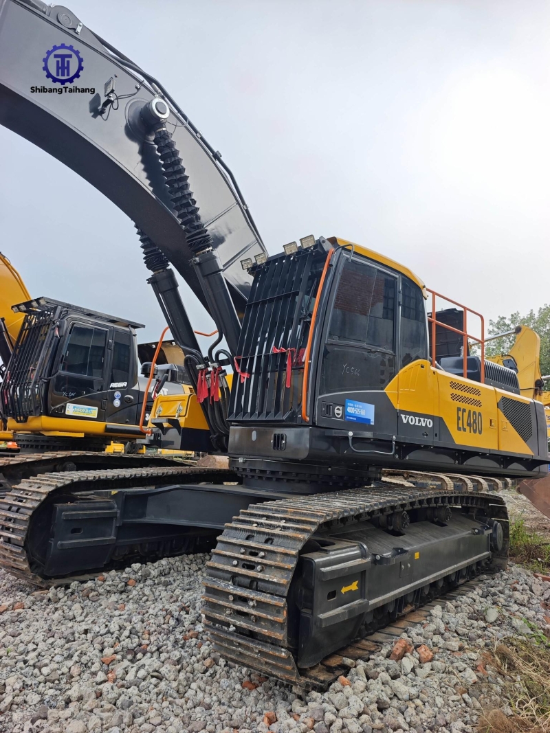 للبيع حفار فولفو EC480 مستعمل