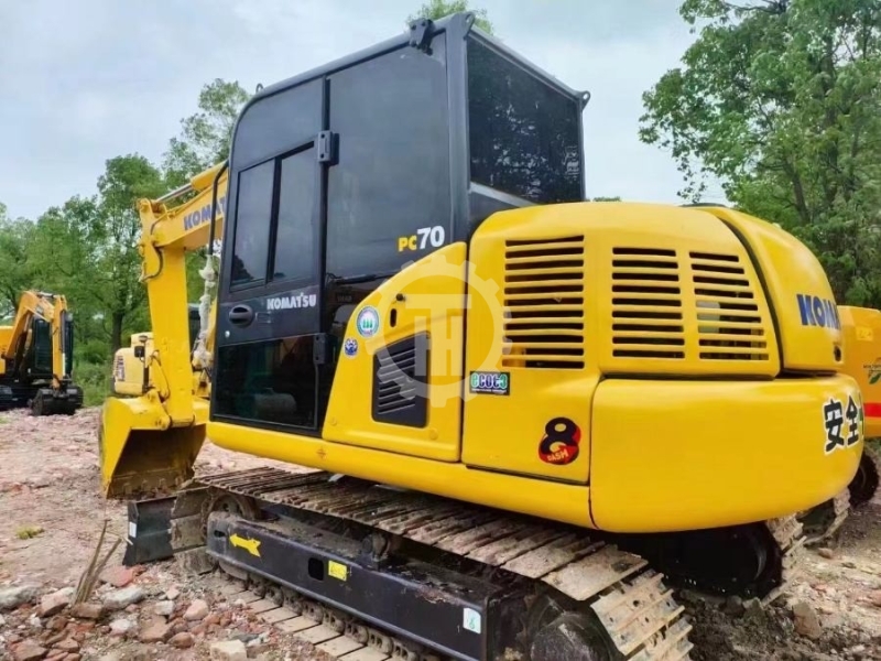Used Komatsu PC70 for sale 3
