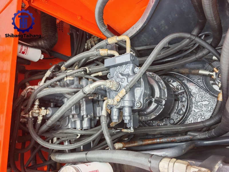 Doosan DX225 d'occasion à vendre