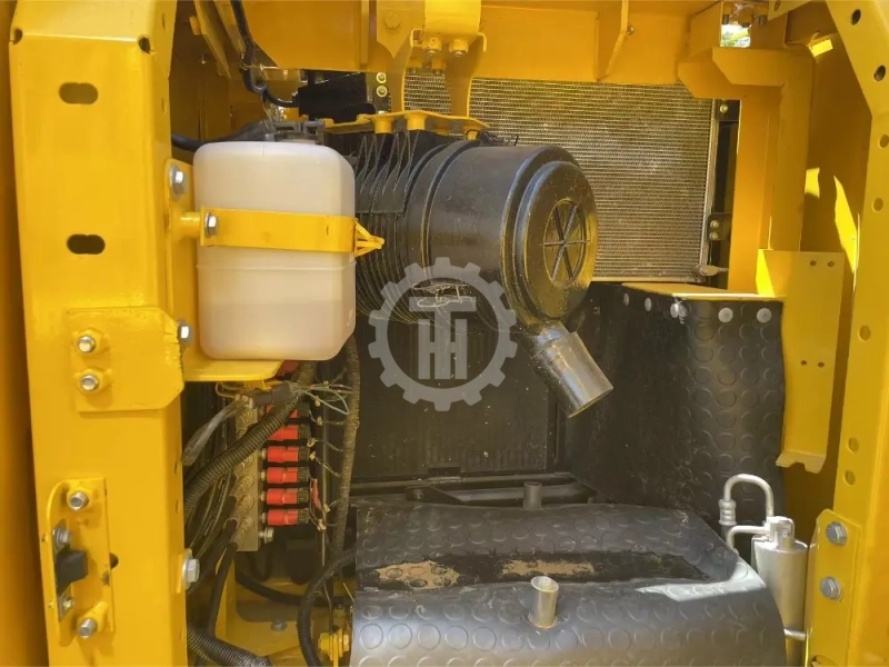 Used Komatsu PC130 for sale 3