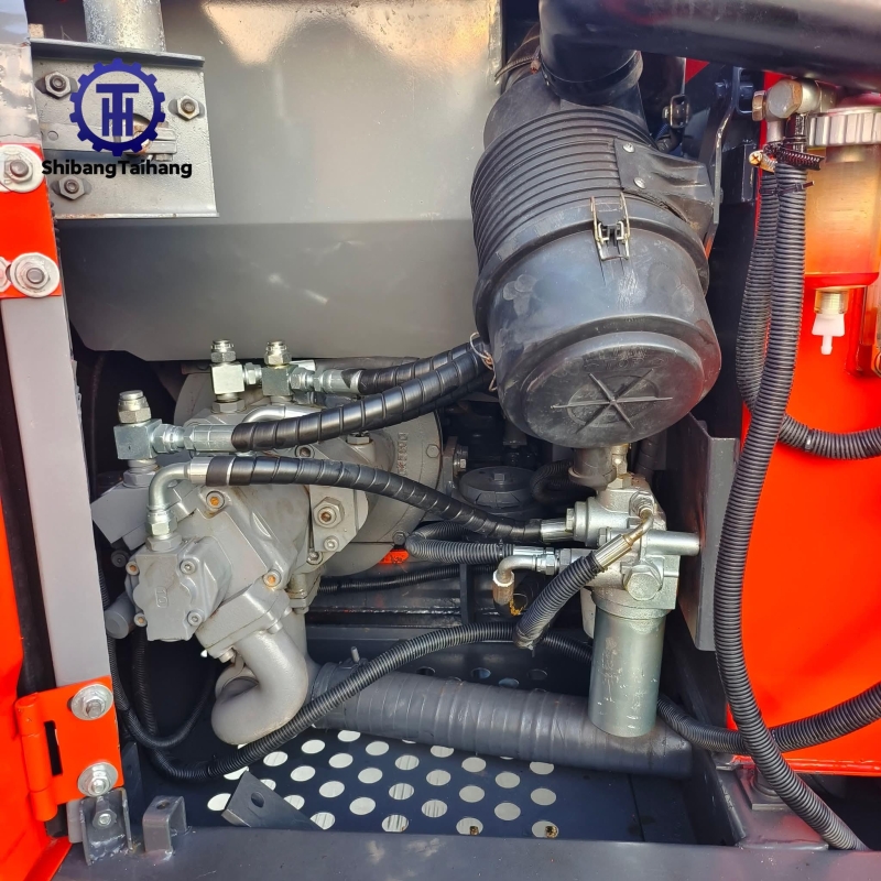 Hitachi ZX70 d'occasion à vendre 2