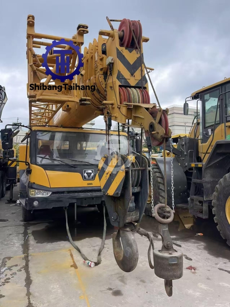 XCMG 80 Ton Truck-mounted Crane