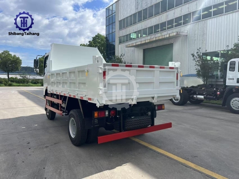 Used HOVO 4x4 Dump Truck for Sale
