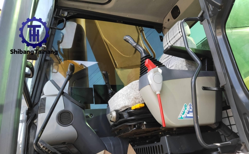 Excavadora Komatsu PC450 usado en venta 4