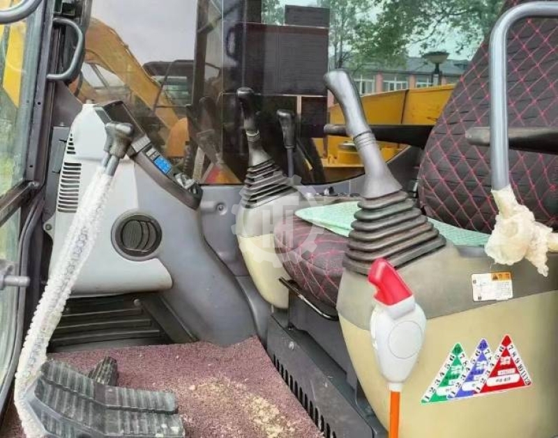 Used Komatsu PC70 for sale 3