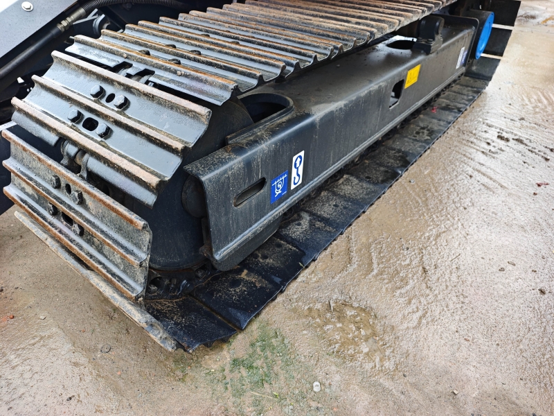 Продается б/у Komatsu 70