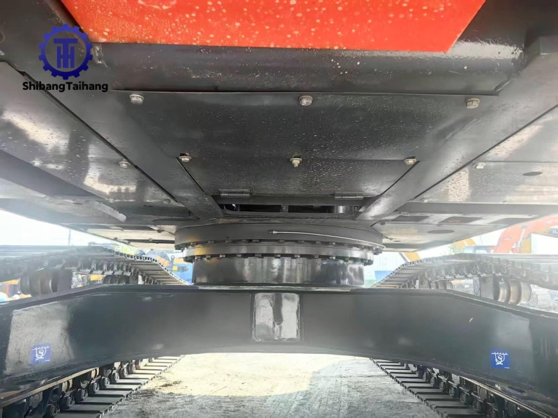  للبيع حفار دوسان DX300 مستعمل