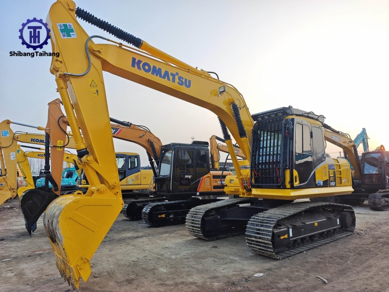 Excavadora Komatsu PC160 usado en venta 