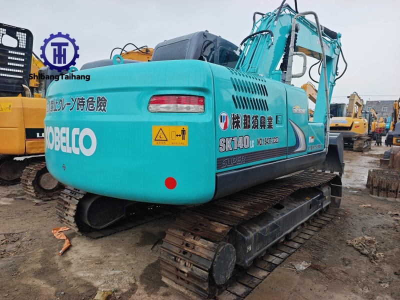 Продается б/у Kobelco 140