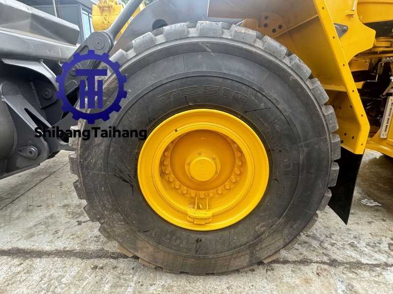 Cargadora Volvo L180G usada