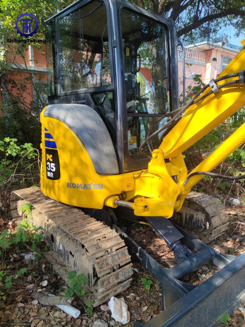 Excavadora Komatsu PC35 usado en venta 