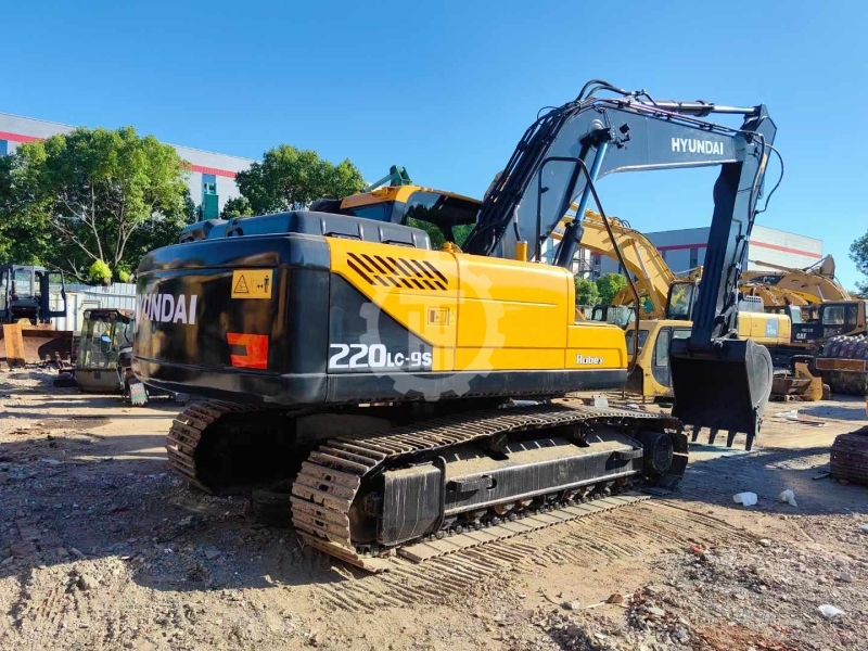 Used Hyundai 220 for sale 2
