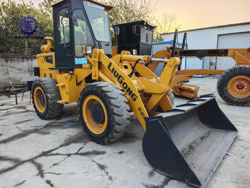 Cargador LiuGong 820C usado en venta 