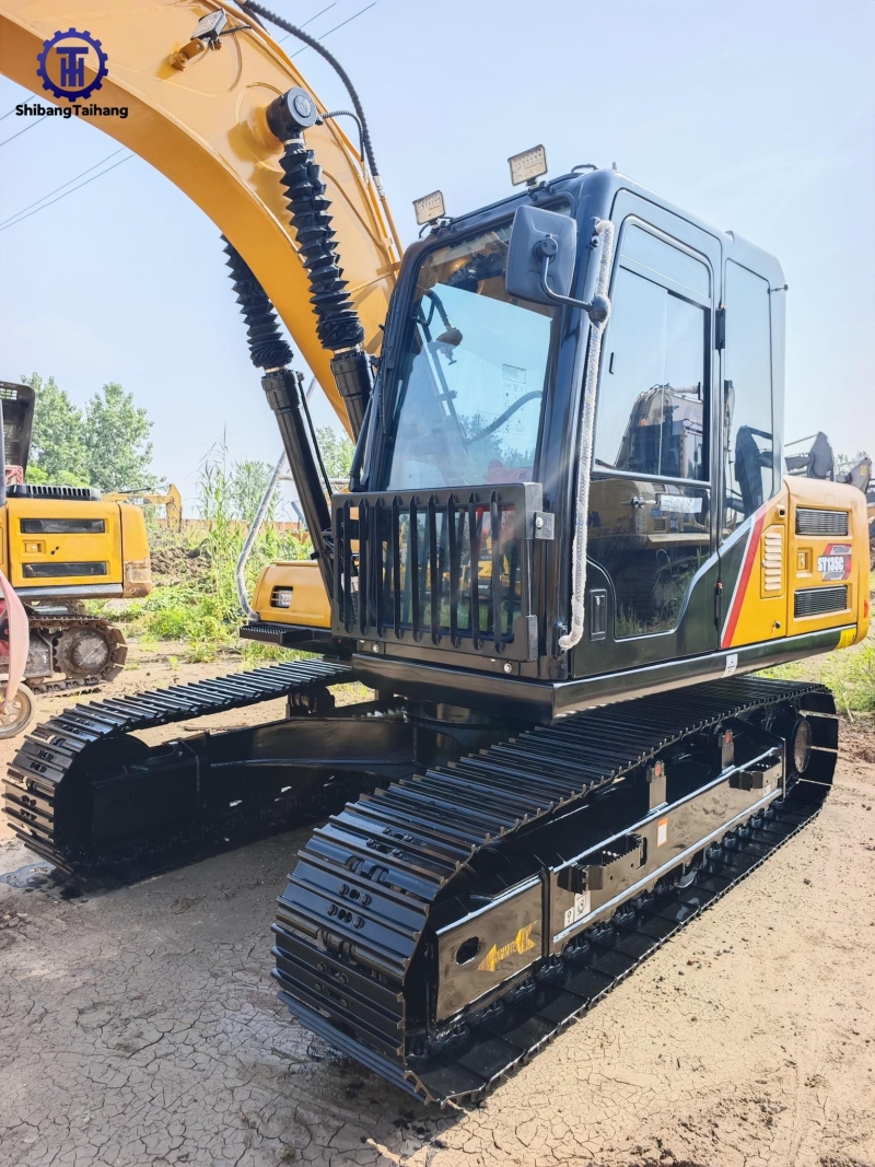 للبيع حفار ساني 135 مستعمل