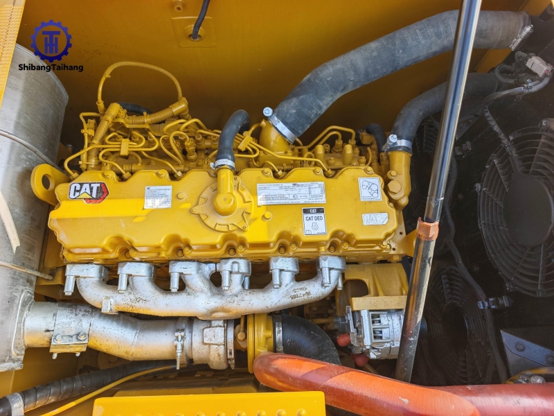 Excavadora Caterpillar 323GC Usada en Venta