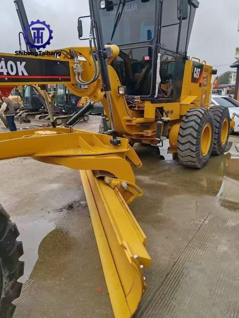 Б/у Caterpillar 140K в продаже