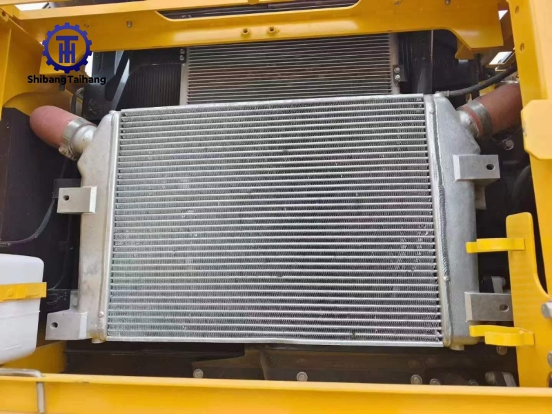 2للبيع حفار كوماتسو PC350 مستعمل