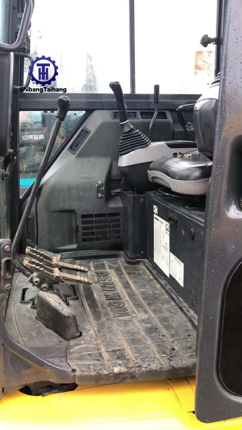 Продается б/у Komatsu 55