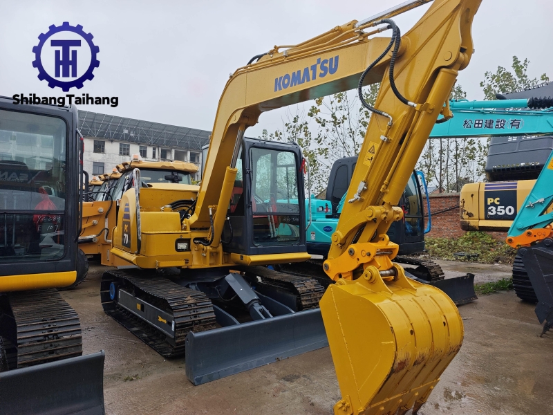 Excavadora Komatsu PC70 usado en venta 2