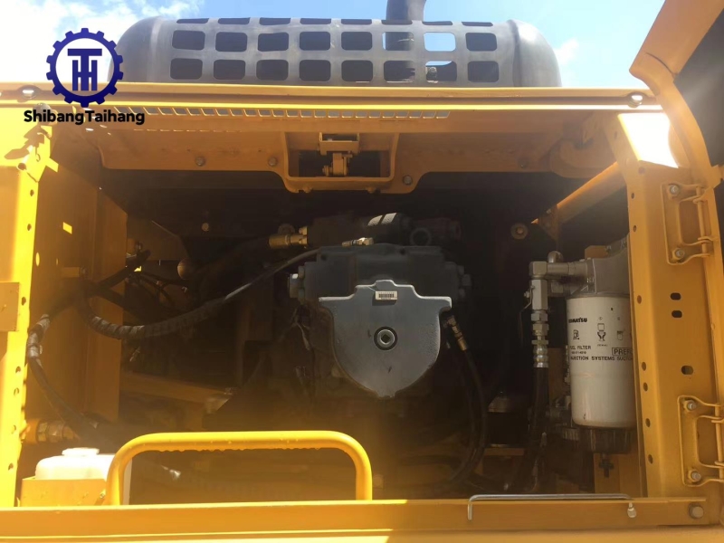 Excavadora Komatsu PC450 usado en venta