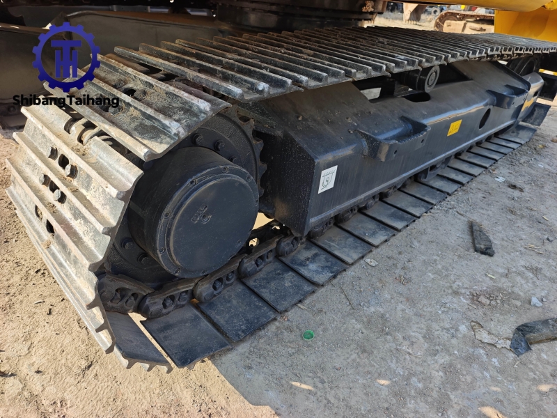 Excavadora Komatsu PC130 de segunda mano en venta