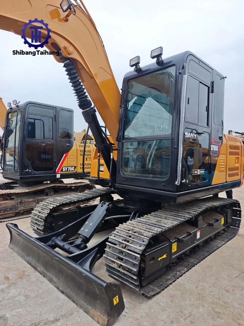 للبيع حفار ساني 95 مستعمل