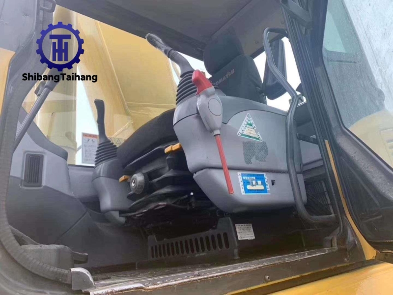 Продается б/у Komatsu 450 .