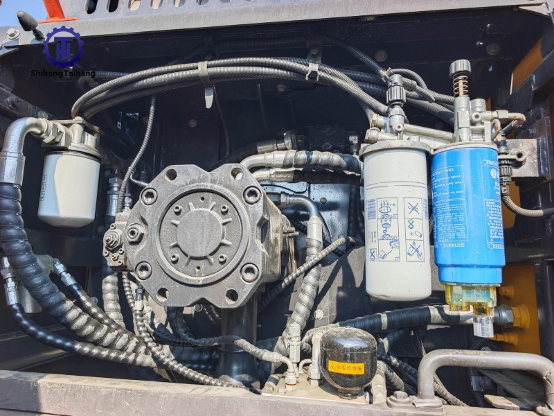 2للبيع حفار فولفو EC380 مستعمل