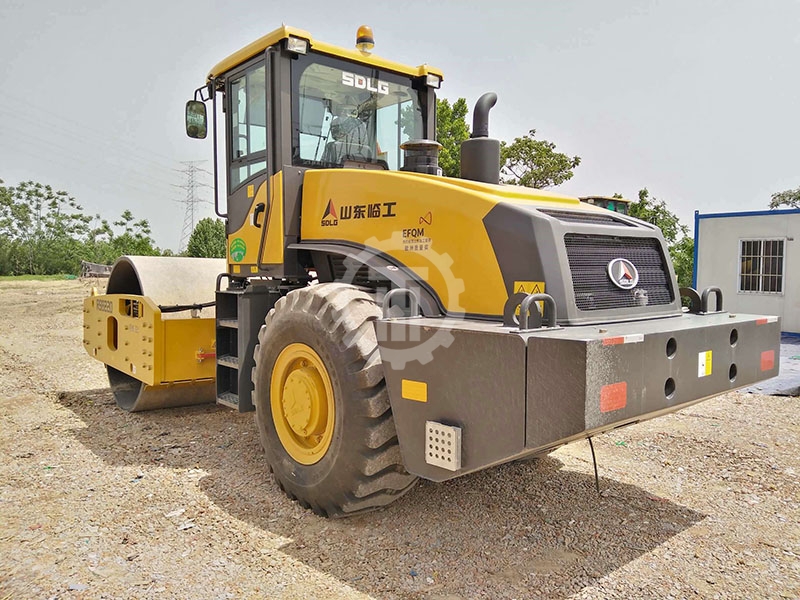 Used SDLG RS8220 Rooller for Sale